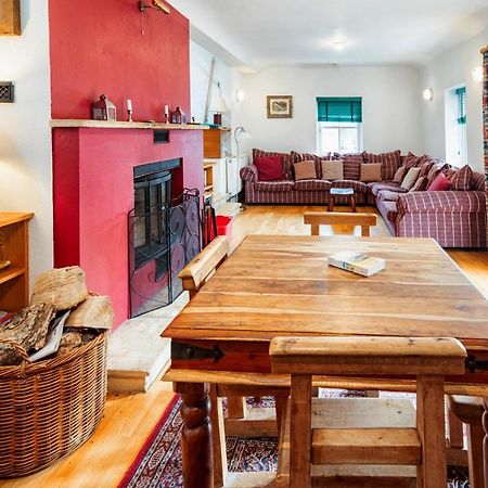 Delphi Lodge Cottages リーノーン エクステリア 写真